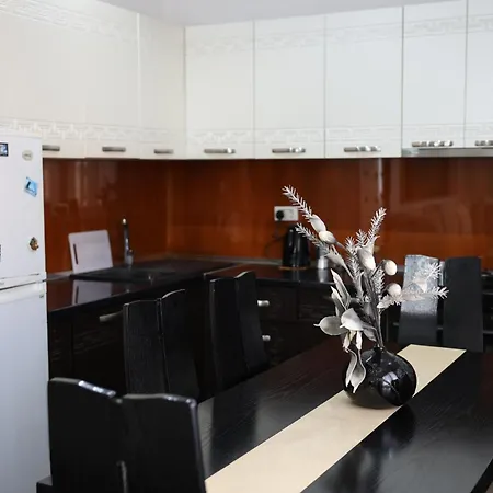 Apartament Cozy In The Heart Of *